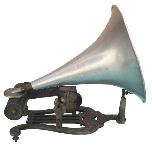 Phonograph Puck-LIRA