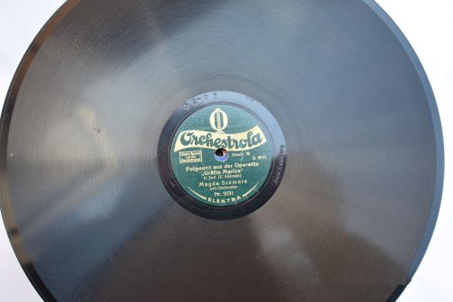 Bakelitna Ploča – Potpourri aus der Operette “Grafin Mariza”