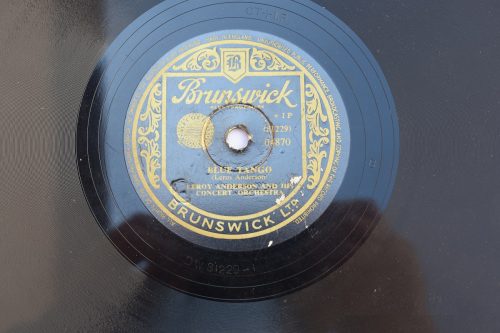 Bakelitna Ploča – Blue Tango