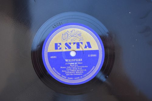 Bakelitna Ploča – Whispers