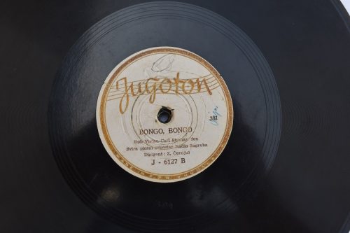 Bakelitna Ploča – Bongo, Bongo