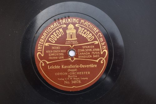 Bakelitna Ploča – Leichte Kavallerie-Ouverture