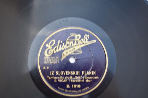 Bakelitna Ploča – Iz Slovenskih Planin