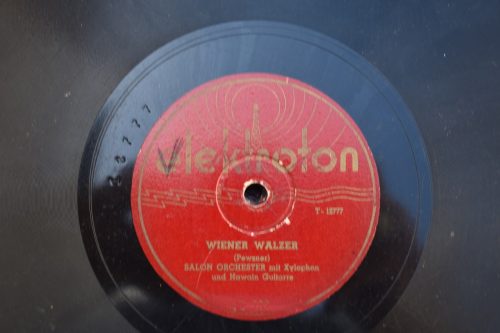 Bakelitna Ploča – Wiener Walzer