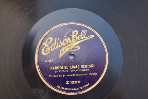 Bakelitna Ploča – Narodi se Kralj Nebeski